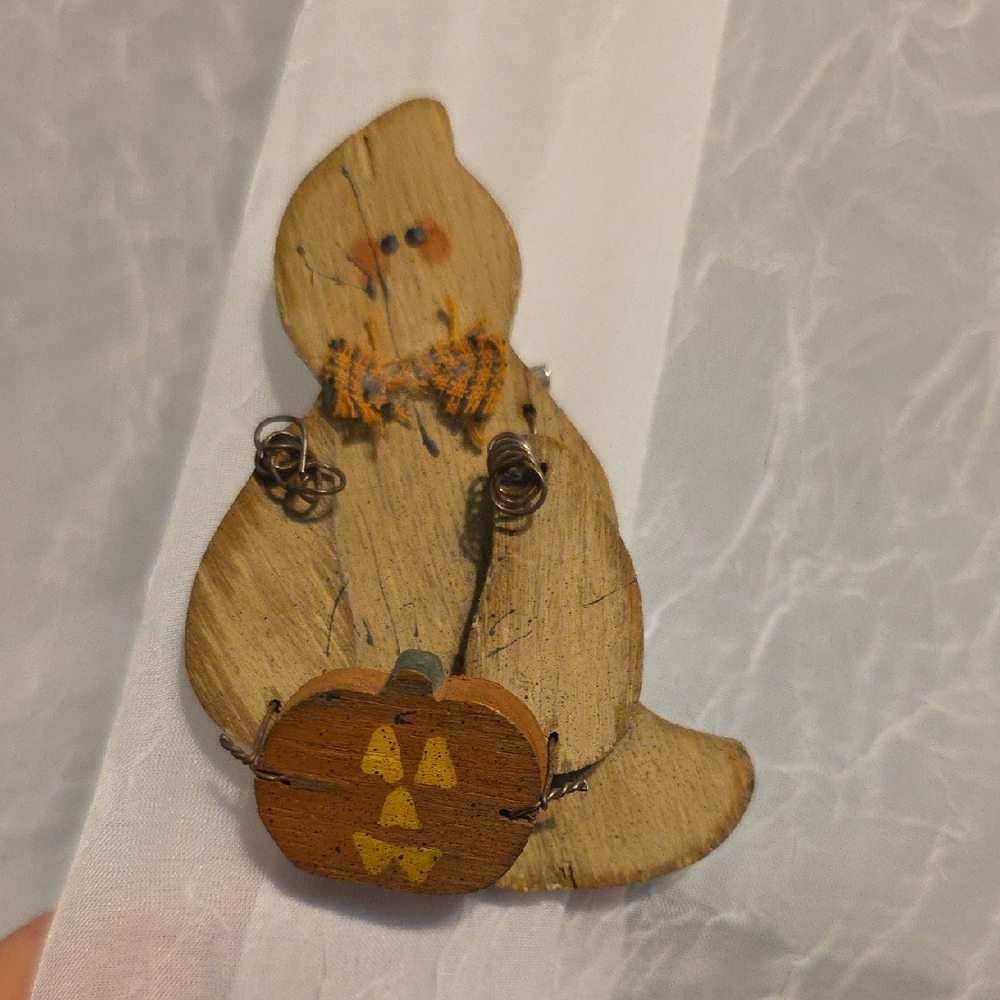Wooden Ghost Brooch with Pumpkin - Handmade - VINTAGE